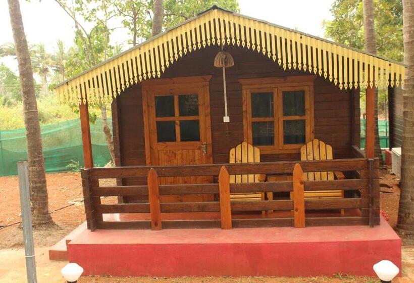 호텔 Lotusfeet Beach Resort Morjim