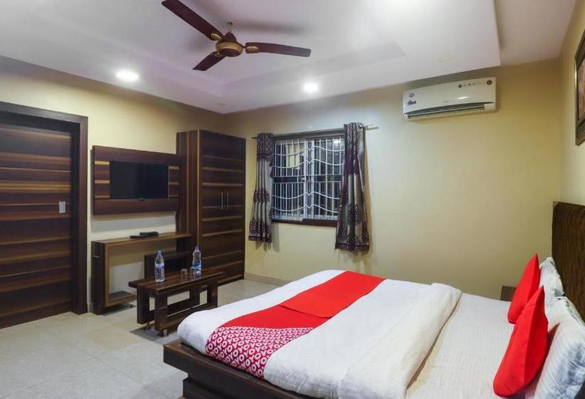 فندق Oyo 74639  Aman Palace