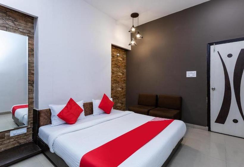 فندق Oyo 75884  D Classic