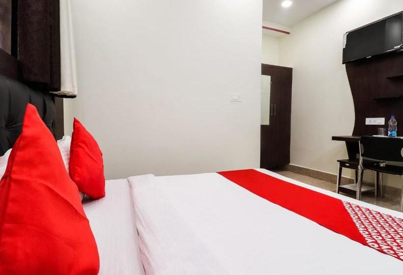 בית מלון כפרי Oyo Flagship 75411  Star