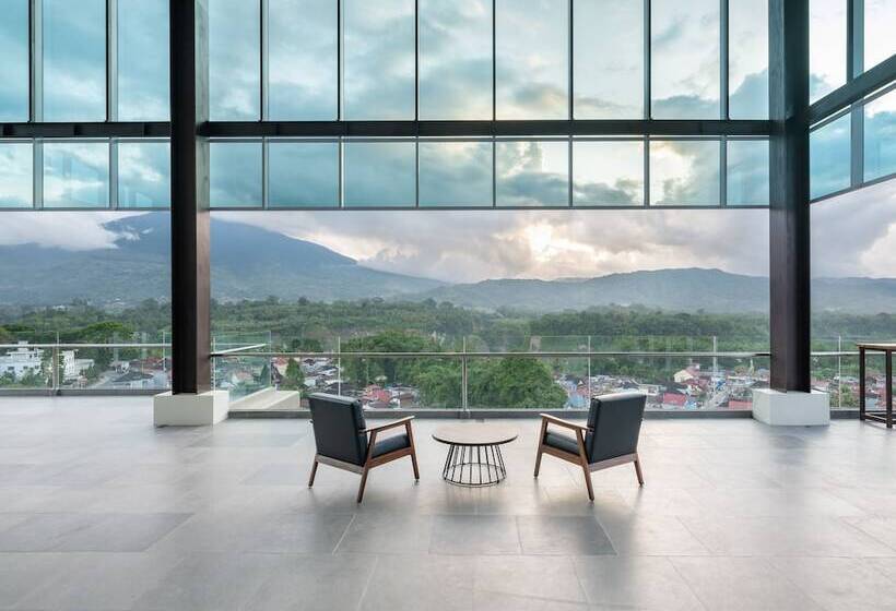 هتل Santika Bukittinggi