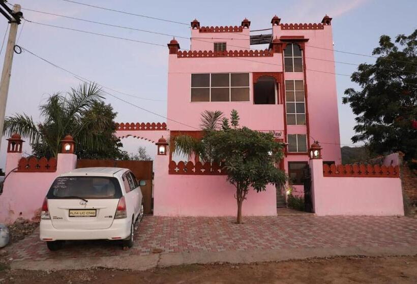 فندق The Forest View Resort