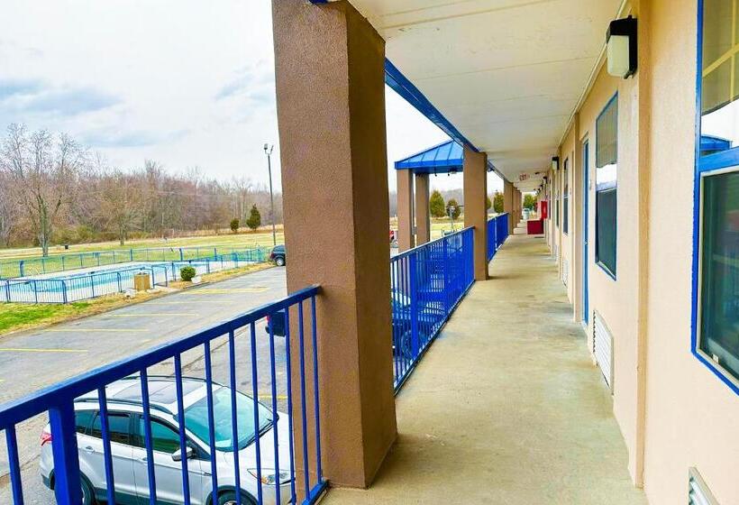 Motel 6 Madisonville, Ky  Morton’s Gap