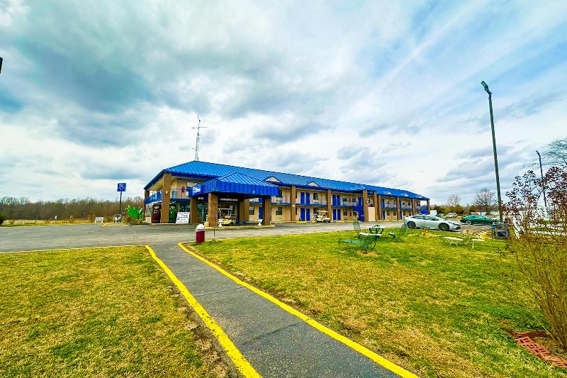 Motel 6 Madisonville, Ky  Morton’s Gap