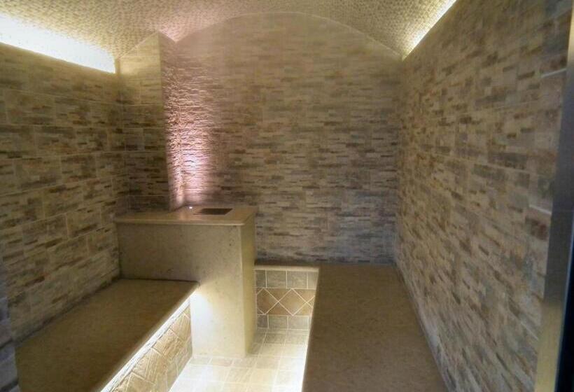 هتل Al Pelmo Wellness