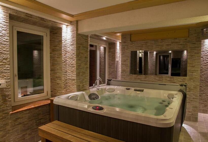 هتل Al Pelmo Wellness