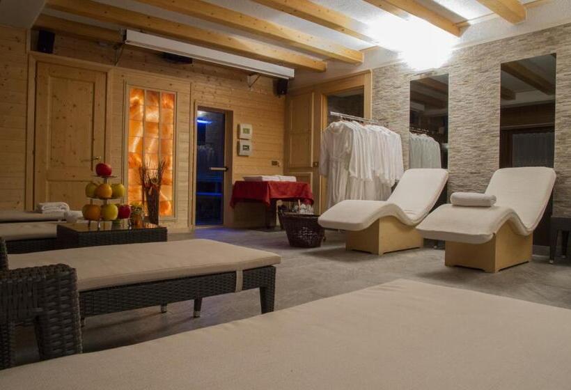 هتل Al Pelmo Wellness
