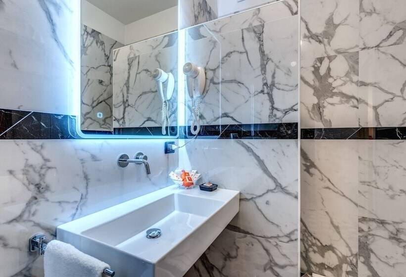 Fotos del hotel Albergo Abruzzi:  4