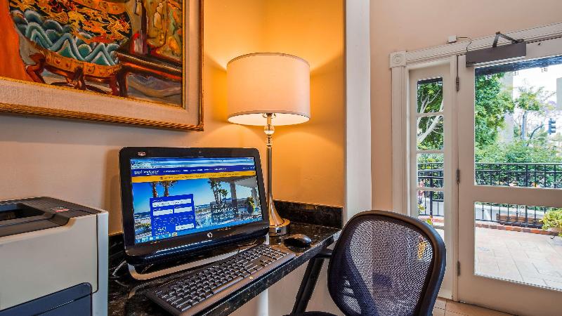 هتل Best Western Downtown San Diego