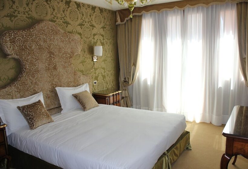 Fotos del hotel Casanova:  7