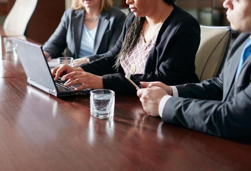 Club Quarters Hotel Wacker At Michigan, Chicago