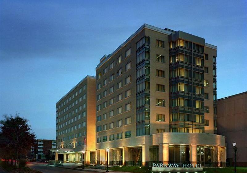 هتل Doubletree By Hilton St. Louis Forest Park