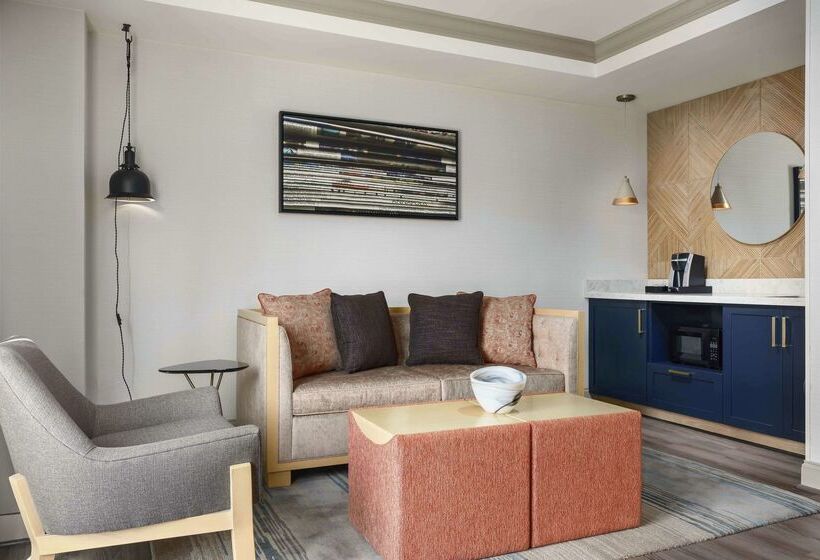 هتل Hilton Garden Inn Annapolis Downtown