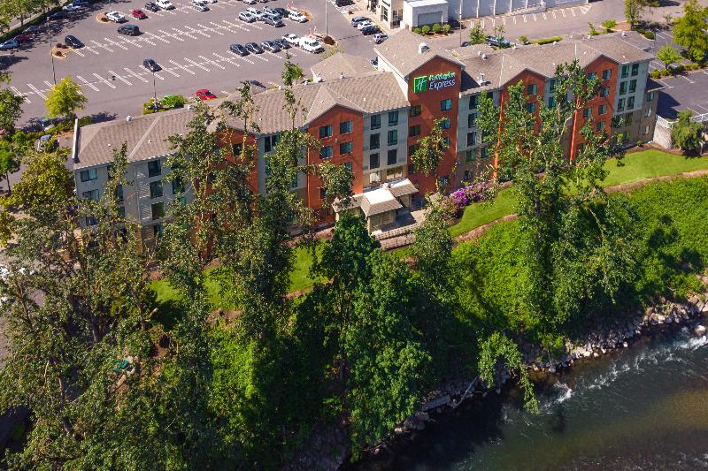 호텔 Holiday Inn Express Portland Se   Clackamas Area, An Ihg