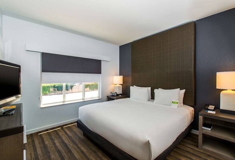 בית מלון כפרי Hyatt House Santa Clara