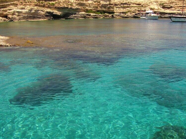 Hotel I Dammusi Di Borgo Cala Creta