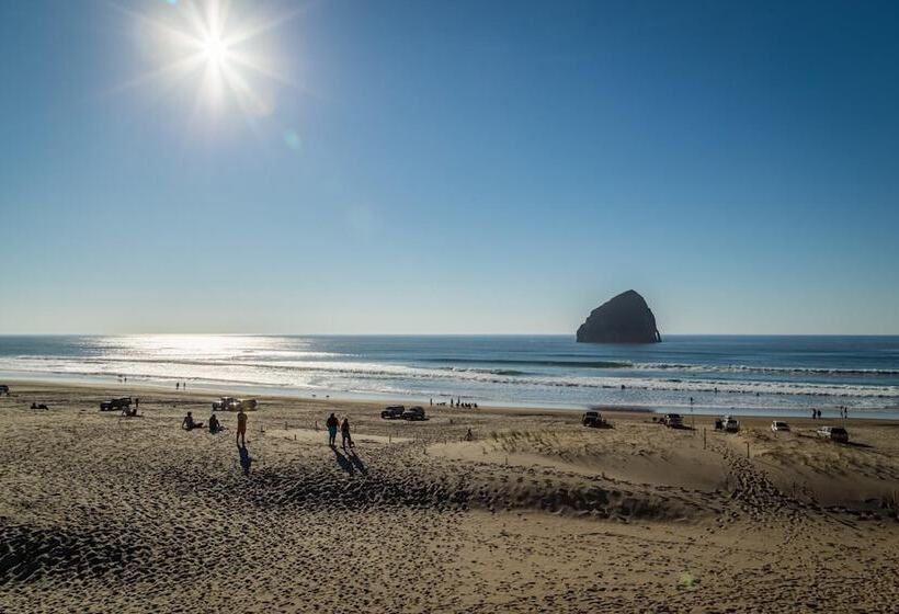 호텔 Inn At Cape Kiwanda