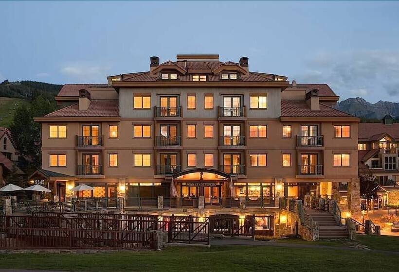 هتل Inn At Lost Creek