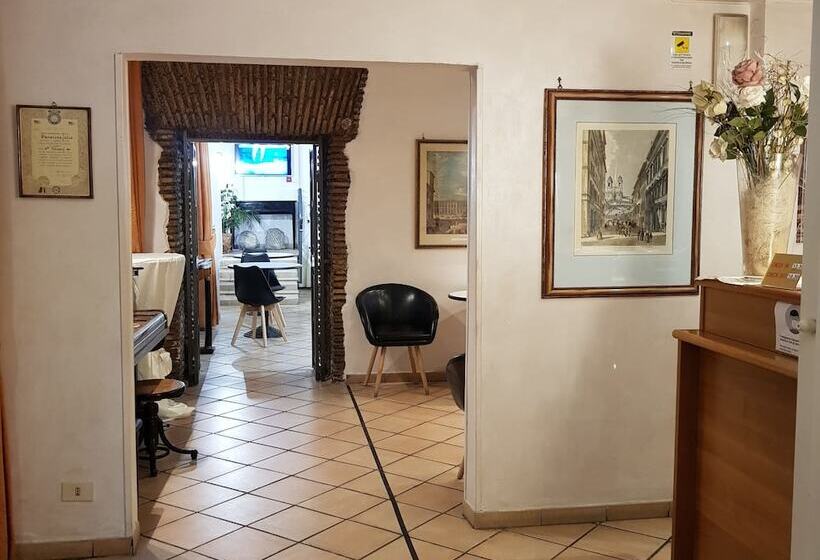 Fotos del hotel Julia:  23