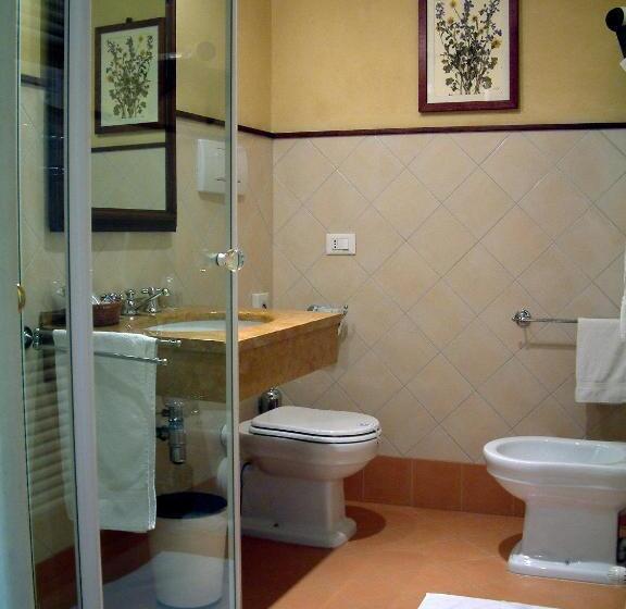 هتل Locanda Dei Cinque Cerri