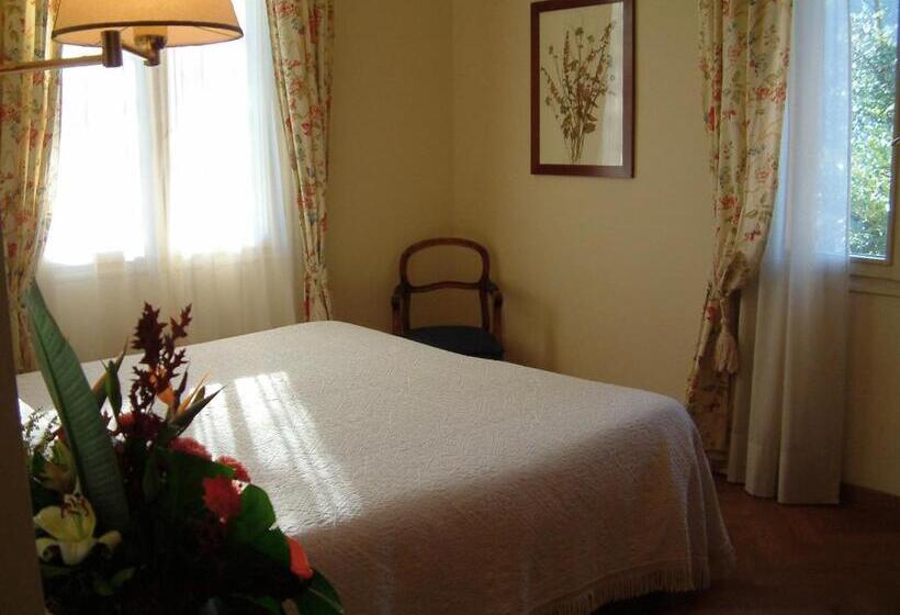 هتل Locanda Dei Cinque Cerri