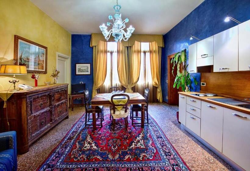Fotos del hotel Residence Palazzo Odoni:  15