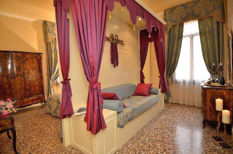 Fotos del hotel Residence Palazzo Odoni:  48