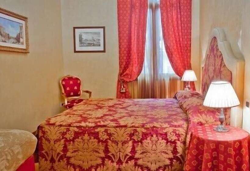 Fotos del hotel Residence Palazzo Odoni:  4