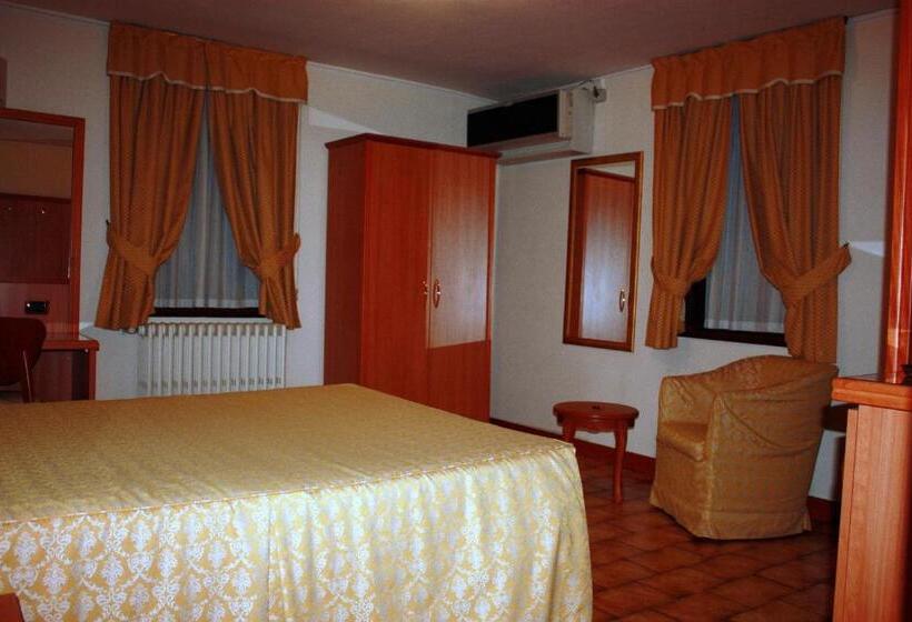 Fotos del hotel Piccolo:  20