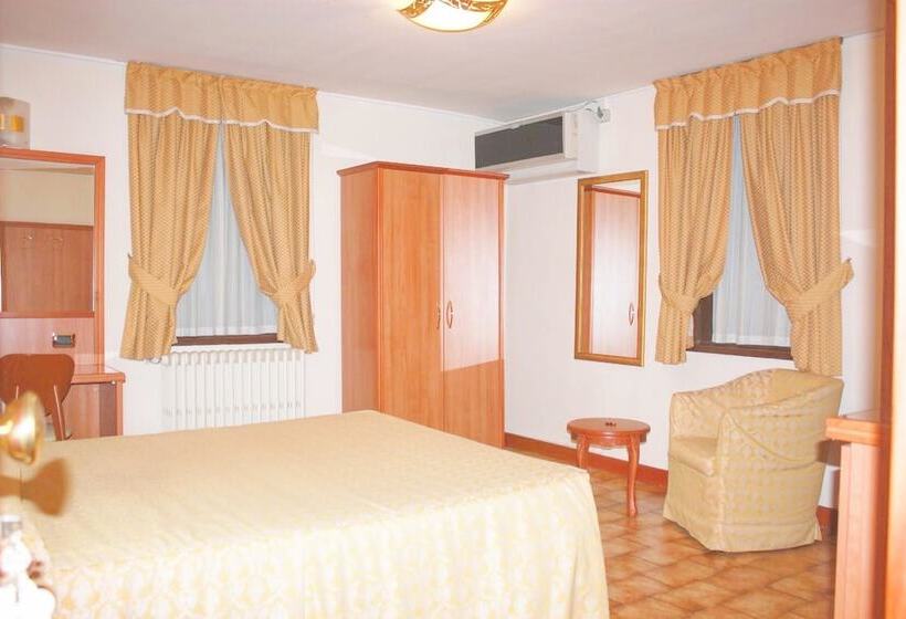 Fotos del hotel Piccolo:  5