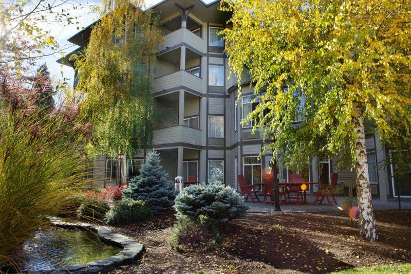 هتل Plaza Inn & Suites At Ashland Creek