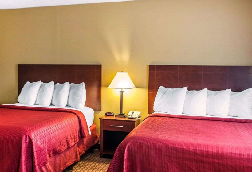 هتل Quality Inn & Suites Davenport Near I 80