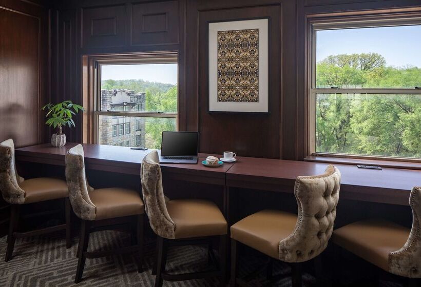 The Elms Hotel & Spa, A Destination By Hyatt