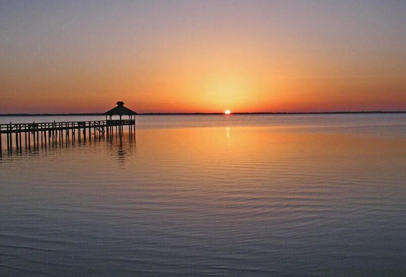 فندق The Inn At Corolla Light