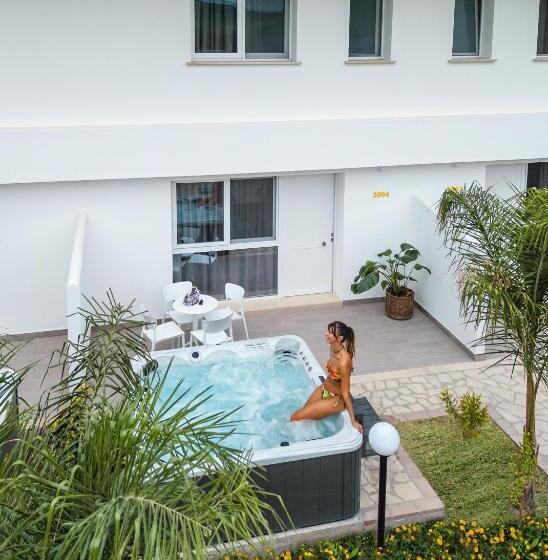 هتل Vascellero Club Resort
