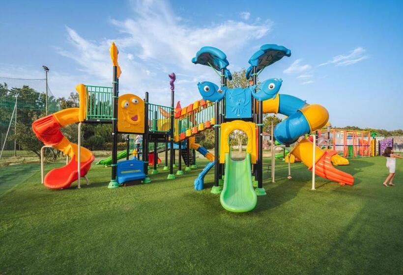 هتل Vascellero Club Resort
