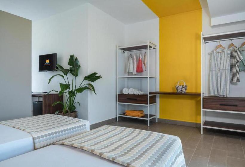 هتل Vascellero Club Resort