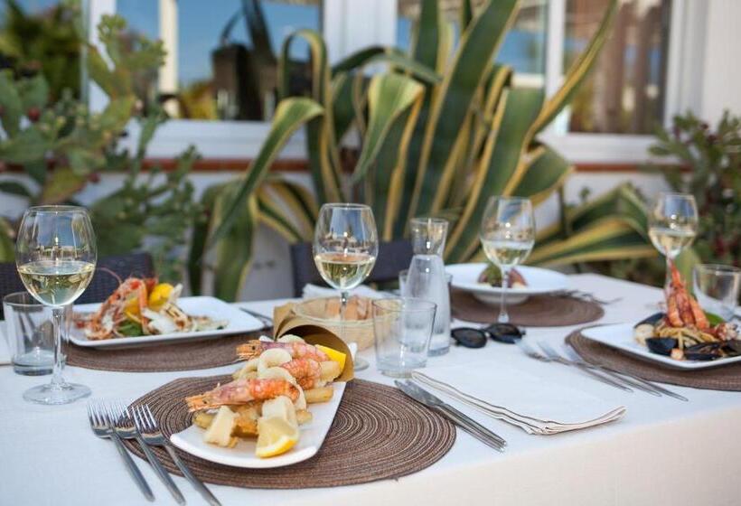 هتل Vascellero Club Resort
