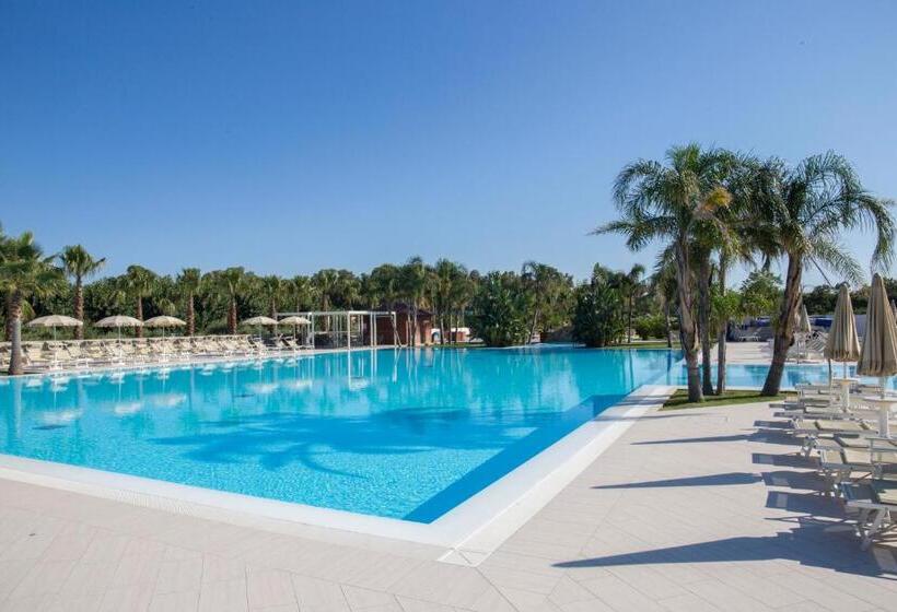 هتل Vascellero Club Resort