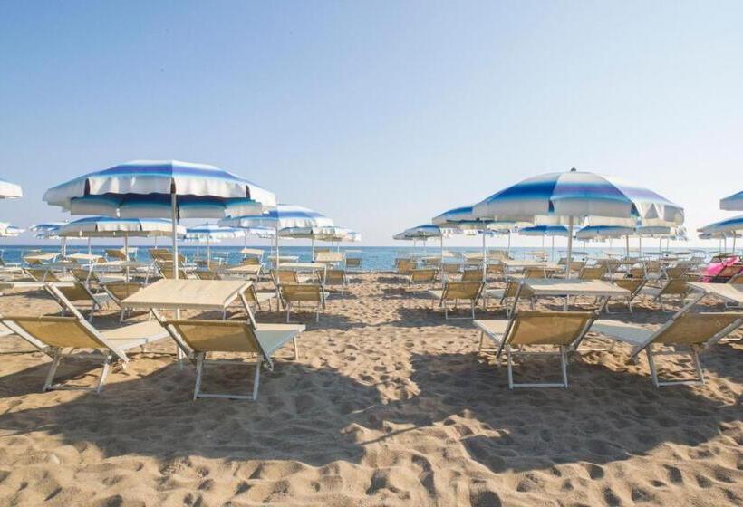 هتل Vascellero Club Resort