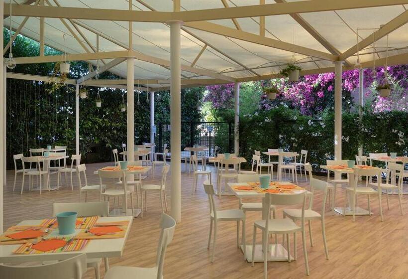 هتل Vascellero Club Resort