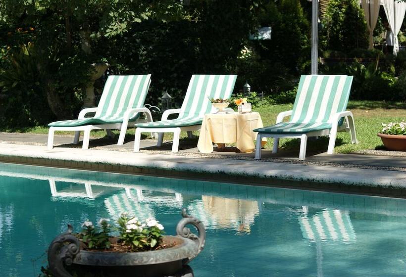 هتل Villa Paradiso Dell'etna