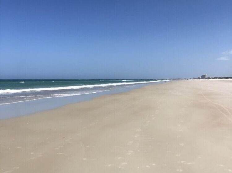 مُتل Beachside Hotel   Daytona Beach   No Pool
