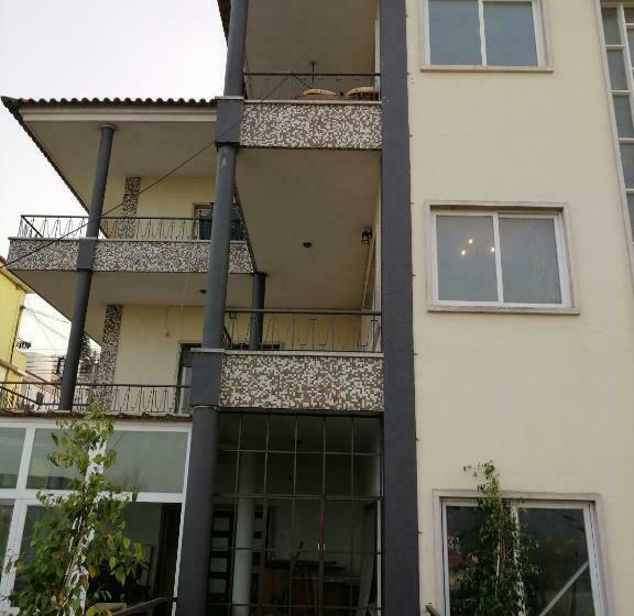 تختخواب و صبحانه Plena Vita Residence