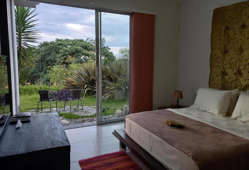 تختخواب و صبحانه Wayra Natura