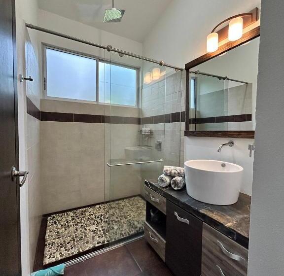 تختخواب و صبحانه Wayra Natura