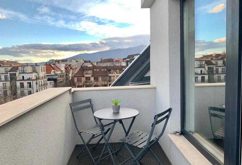Gardenia Apartments