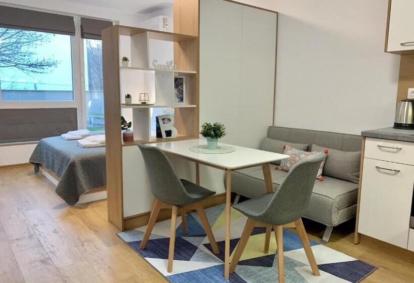 Gardenia Apartments