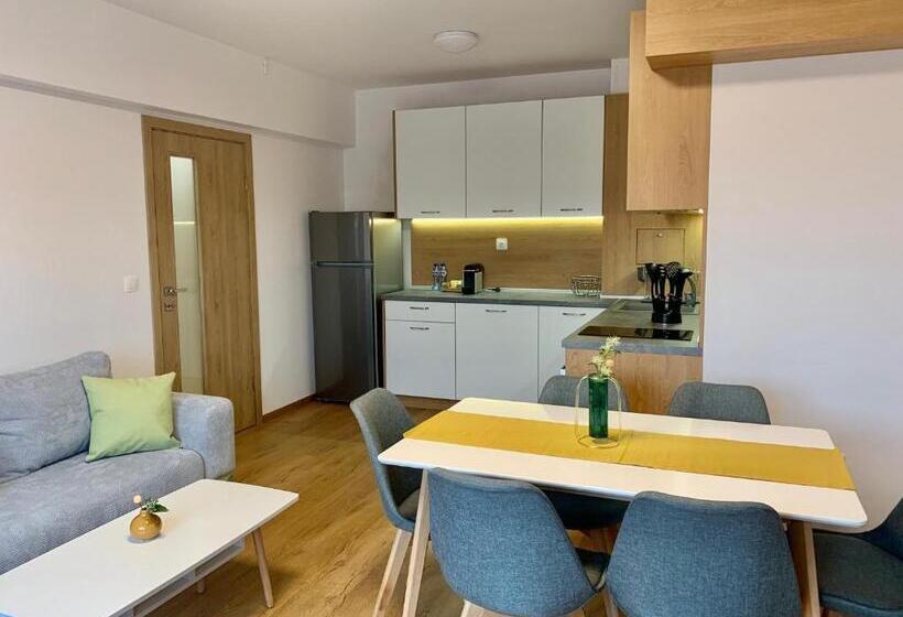 Gardenia Apartments