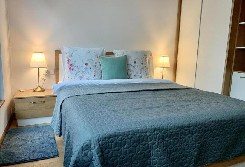 Gardenia Apartments